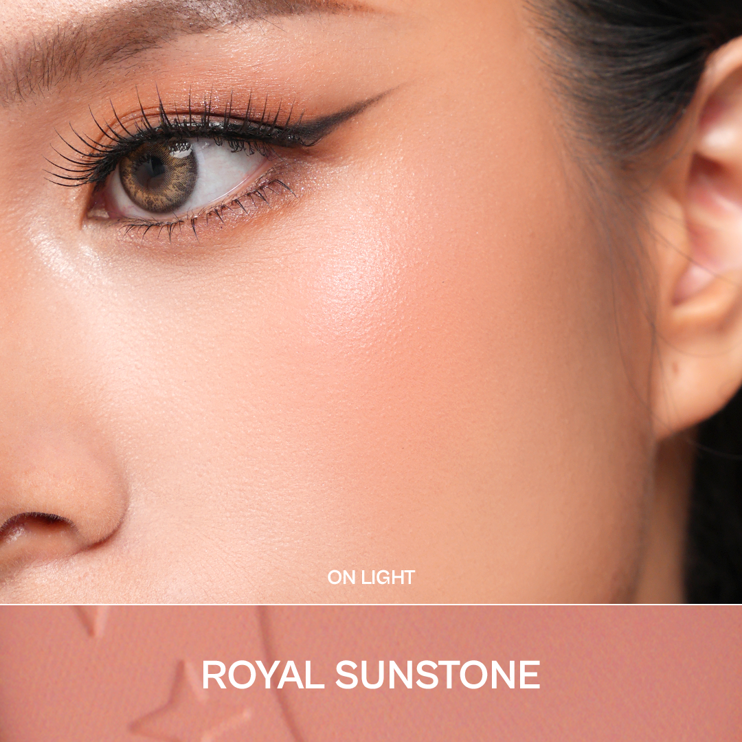 Haquhara with NNADIA Moonspire Blush On